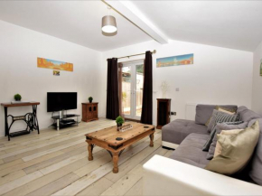 2 Bed in Sutton-on-Sea 74809